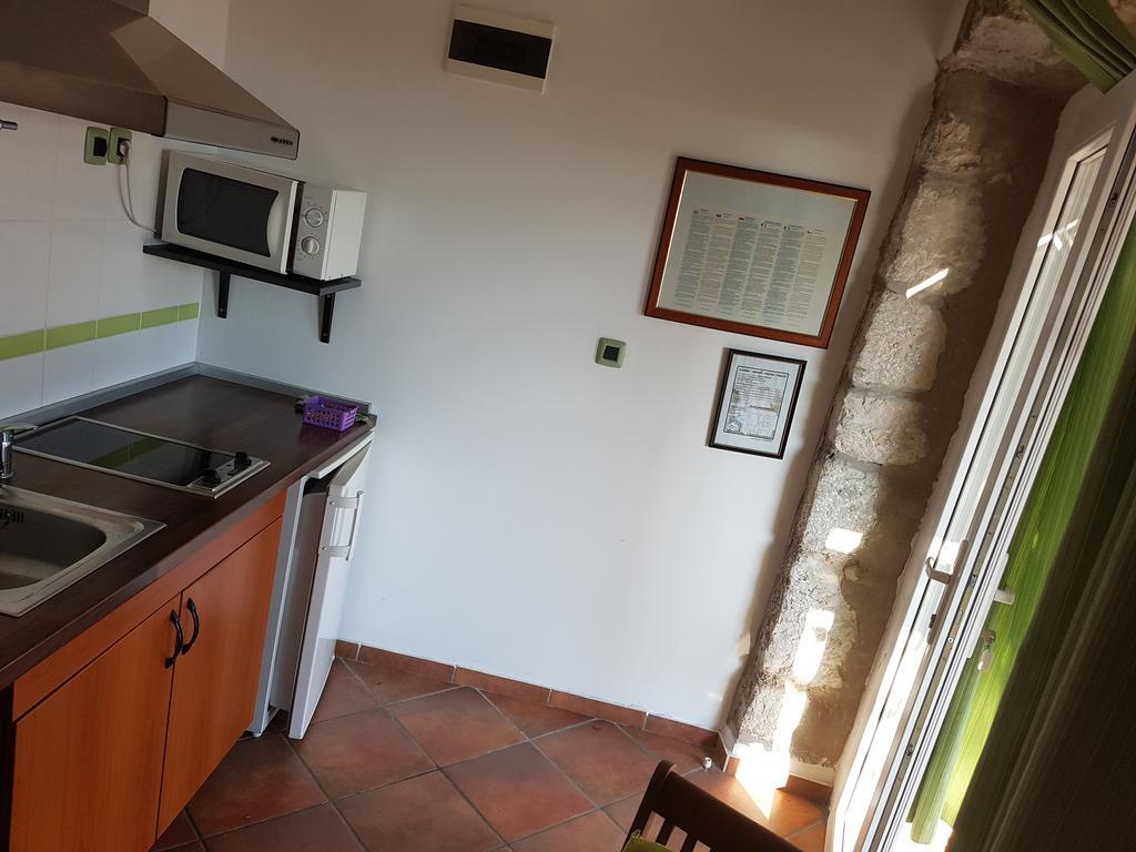 Apartments Mirela Gradac  Bagian luar foto