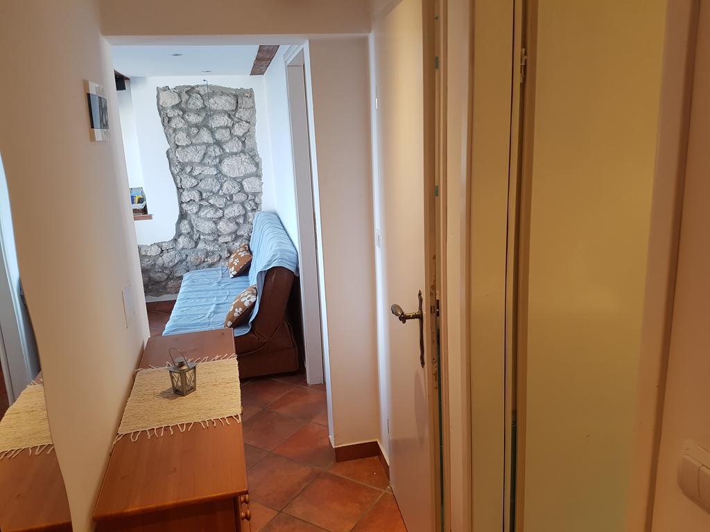 Apartments Mirela Gradac  Bagian luar foto