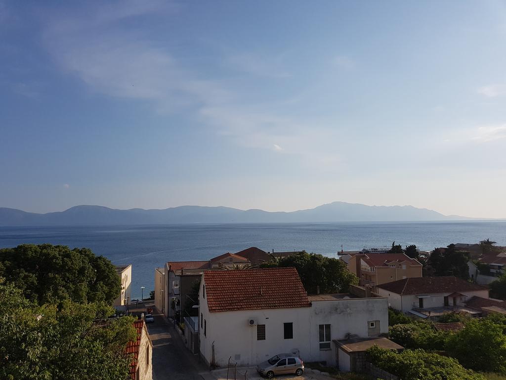 Apartments Mirela Gradac  Bagian luar foto