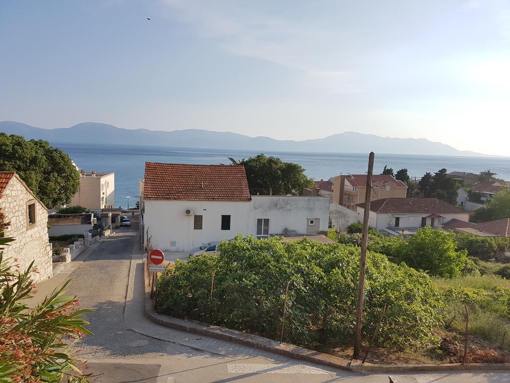 Apartments Mirela Gradac  Bagian luar foto